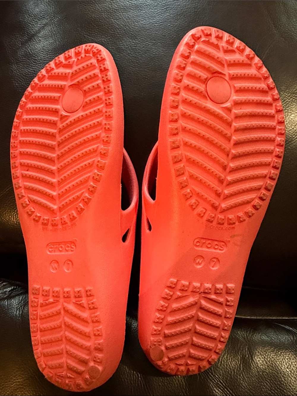 CROCS Coral Foam Flip Flop Sandals - Picture 2 of 3